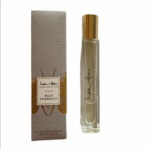 India Hicks Wild Spiderlily rollerball fragrance